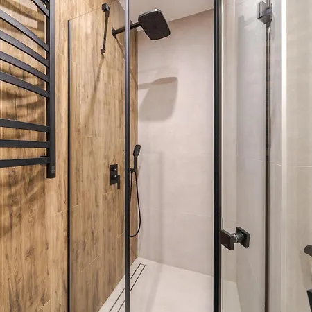 Royal On Kulisha 6 Leopoli