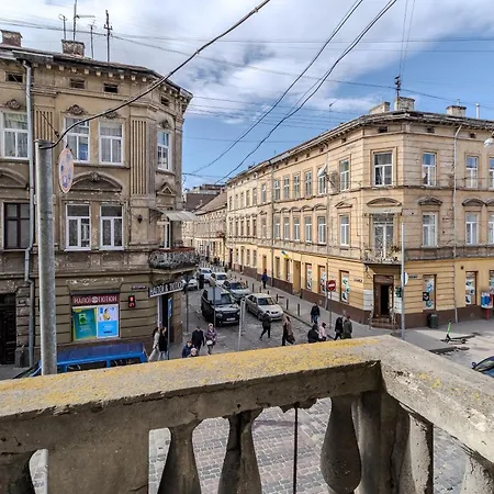 Royal On Kulisha 6 Apartamento *