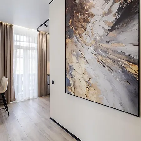 Royal On Kulisha 6 Apartamento *