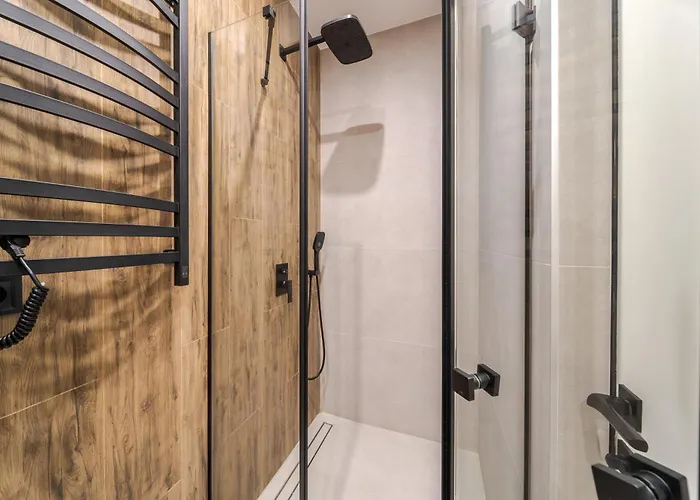 Royal On Kulisha 6 Leópolis